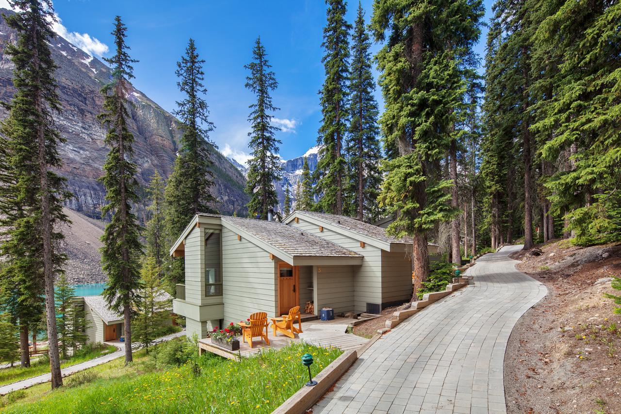 Moraine Lake Lodge Lake Louise Exterior photo