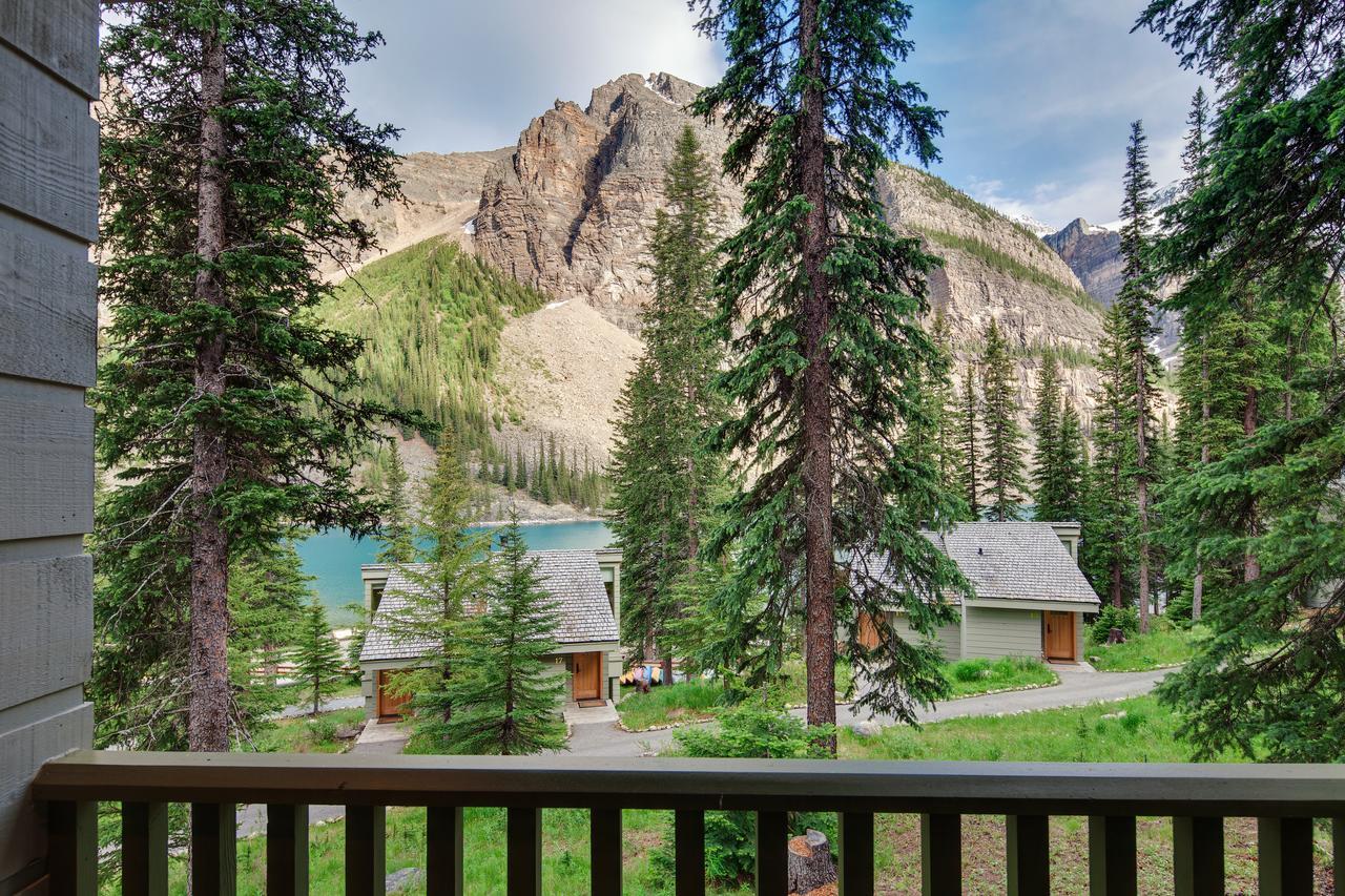 Moraine Lake Lodge Lake Louise Exterior photo