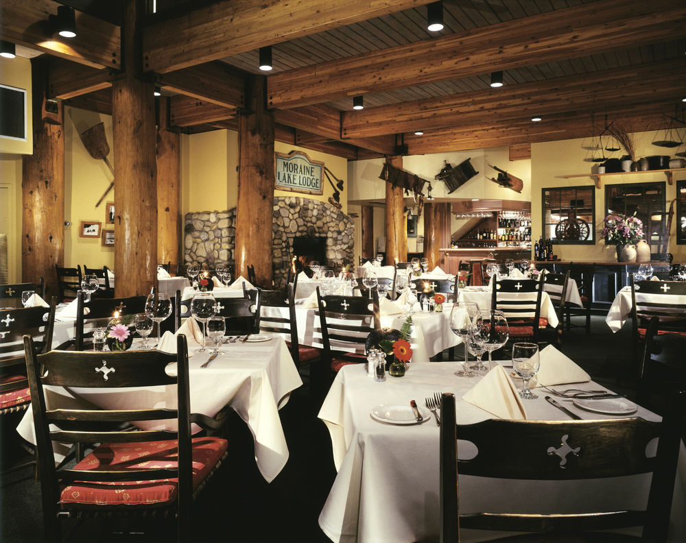 Moraine Lake Lodge Lake Louise Exterior photo